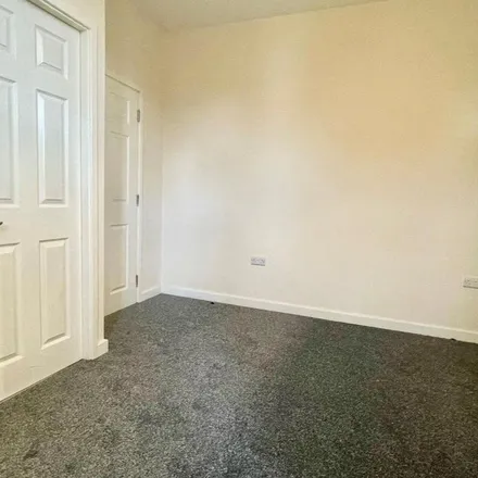 Image 6 - Riverside, Market Street, Rotherham, S60 1QA, United Kingdom - Apartment for rent