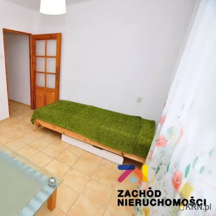 Rent this 2 bed apartment on Uniwersytet Zielonogórski - Campus A in Podgórna, 65-240 Zielona Góra