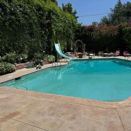 Image 5 - 11137 Valley Spring Pl, North Hollywood, California, 91602 - House for sale