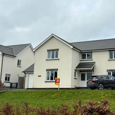 Buy this 4 bed house on B4337 in Llanwnnen, SA48 7JX