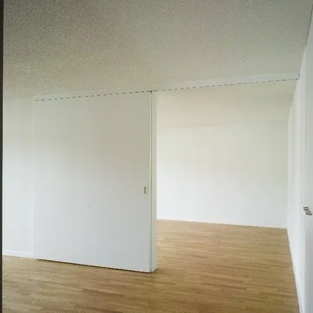 Rent this 3 bed apartment on Kreuzstrasse 80 in 8032 Zurich, Switzerland