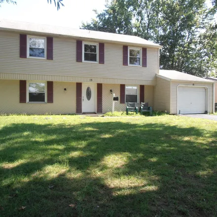 Rent this 5 bed house on 15 Babcock Lane in Buckingham Park, Willingboro