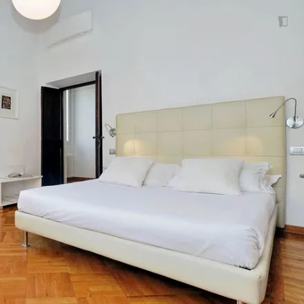 Rent this 1 bed apartment on Osteria 140 in oyster bar, Via dei Banchi Vecchi