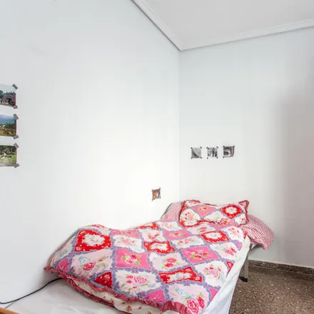 Image 2 - Carrer d'Alboraia, 74, 46010 Valencia, Spain - Room for rent