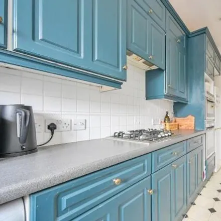 Image 7 - Norfolk Park Care Home, Balfour Road, Weybridge, KT13 8JB, United Kingdom - Apartment for sale