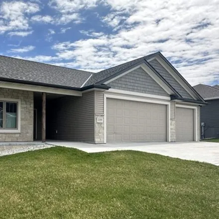 Buy this 5 bed house on 2106 Homewood Drive in Norfolk, NE 68701