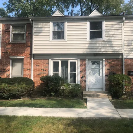 Buy this 3 bed townhouse on 2043 Essex Court in Streamwood, IL 60107