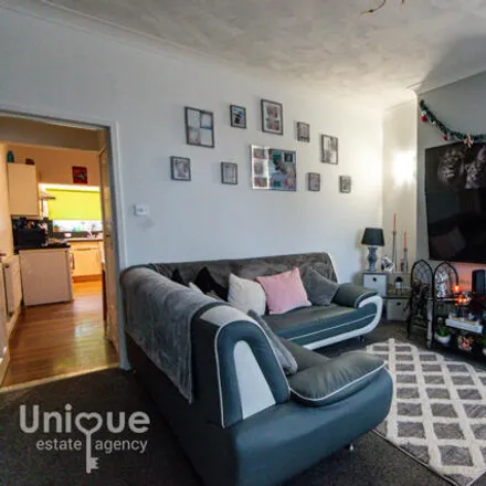 Image 7 - Onslow Road, Blackpool, FY3 7DF, United Kingdom - Townhouse for sale