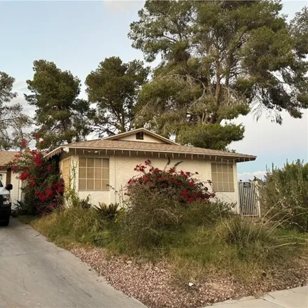 Buy this 3 bed house on 2298 Obispo Circle in Las Vegas, NV 89108