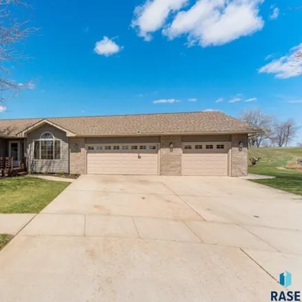 Image 1 - 295 Johnstone Circle, Dell Rapids, SD 57022, USA - House for sale