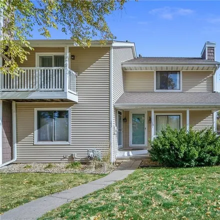 Image 1 - 151 52nd Street, West Des Moines, IA 50265, USA - Townhouse for sale