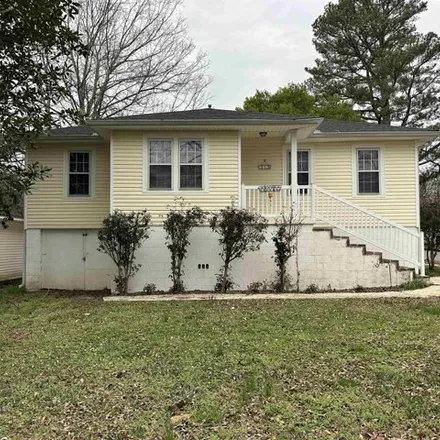 Buy this 3 bed house on 1279 Broad Street Northeast in Cullman, AL 35055