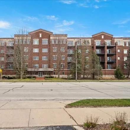Buy this 2 bed condo on 5333 Main Street in Downers Grove, IL 60516