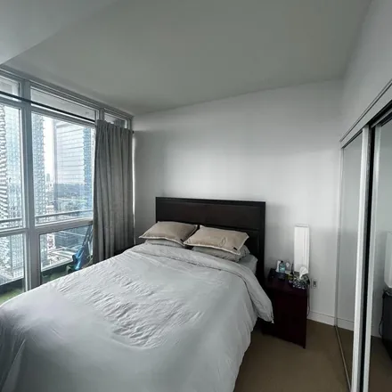 Image 7 - Luna Vista, 25 Capreol Court, Old Toronto, ON M5V 4B3, Canada - Apartment for rent