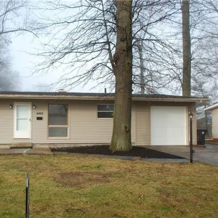 Buy this 3 bed house on 2539 Montgomery Avenue Northwest in Warren, OH 44485
