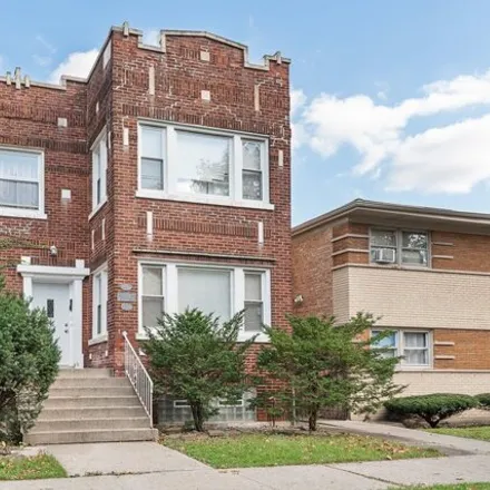 Buy this 4 bed house on 10925 South Vernon Avenue in Chicago, IL 60628