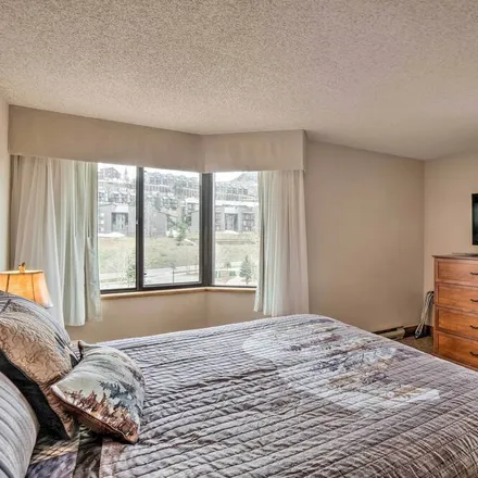 Rent this 1 bed condo on Butte