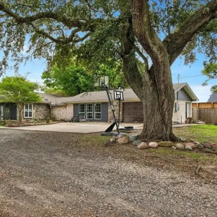 Buy this 4 bed house on 2631 Briggs Drive in Orange County, TX 77630
