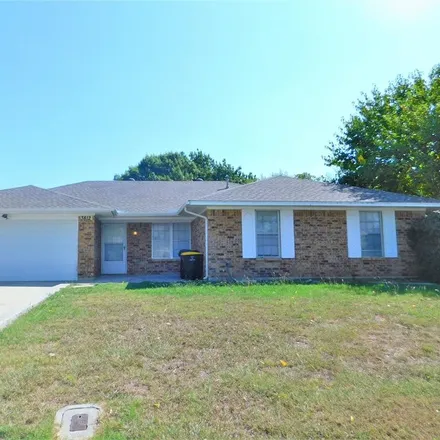 Rent this 4 bed house on 3812 Yellowstone Place in Denton, TX 76209