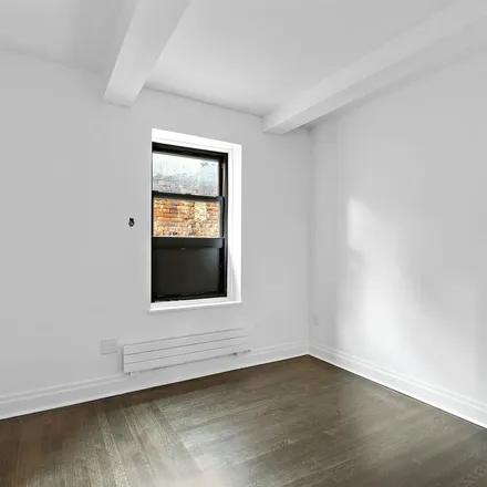 Rent this 2 bed apartment on 160 East 89th Street in New York, NY 10128