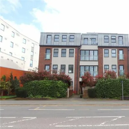 Rent this 1 bed room on London Road in Camberley, GU15 3EY