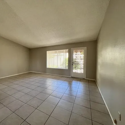 Image 9 - 10426 West Campbell Avenue, Phoenix, AZ 85037, USA - House for sale