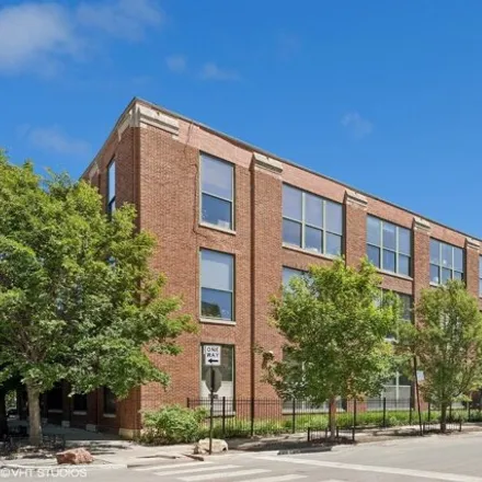 Buy this 1 bed condo on 2650 West Belden Avenue in Chicago, IL 60647