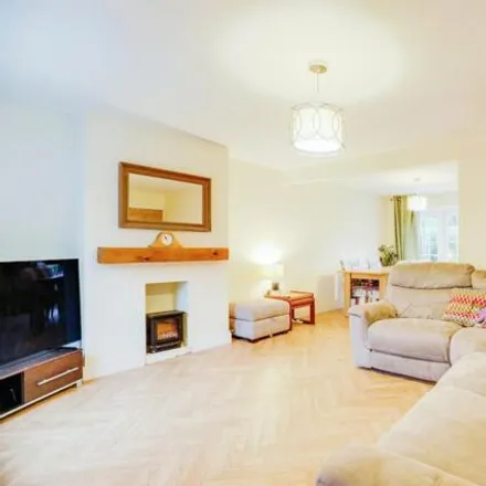 Image 3 - Merlin Close, Cardiff, CF14 9AW, United Kingdom - House for sale