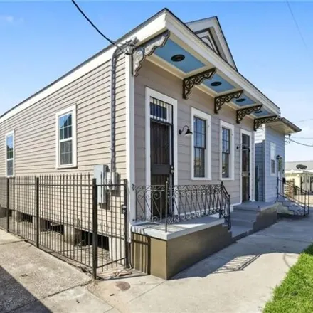 Buy this 3 bed house on 2412 Freret Street in New Orleans, LA 70113