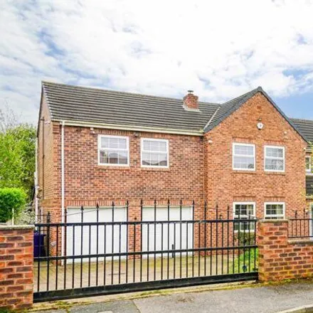 Buy this 5 bed house on Tranmore Lane in Eggborough, DN14 0PR