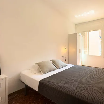 Rent this 1 bed room on Carrer Mare de Déu del Carmel in 08001 Barcelona, Spain