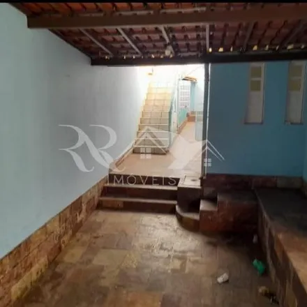 Buy this 6 bed house on Rua Alagoas in Centro, Lauro de Freitas - BA