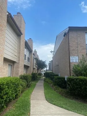 Image 3 - 2100 Wilcrest Dr Apt 132, Houston, Texas, 77042 - Townhouse for sale