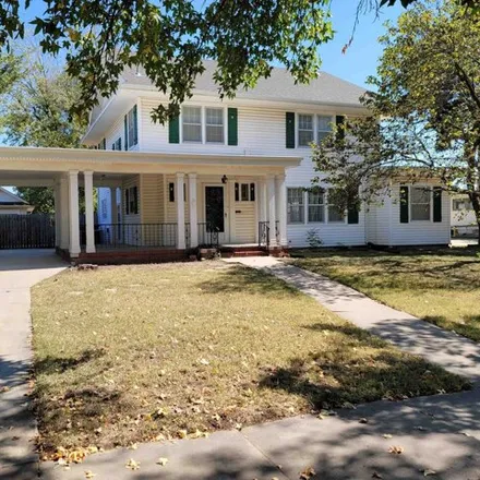 Buy this 3 bed house on 162 South Pine Street in Newton, KS 67114