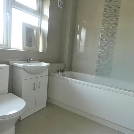 Rent this 2 bed apartment on MILLINGTON CLOSE in Slough, SL1 5EA