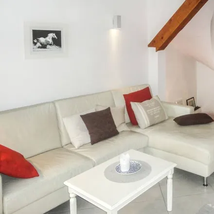 Rent this 2 bed house on 34810 Pomérols