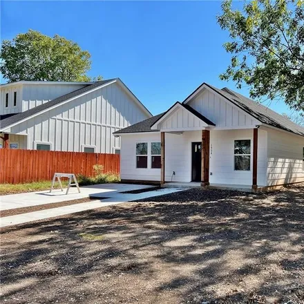 Buy this 3 bed house on 1924 Summer Avenue in Waco, TX 76708