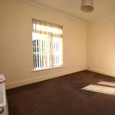 Image 7 - Fir Street, St Helens, WA10 3RA, United Kingdom - Townhouse for sale