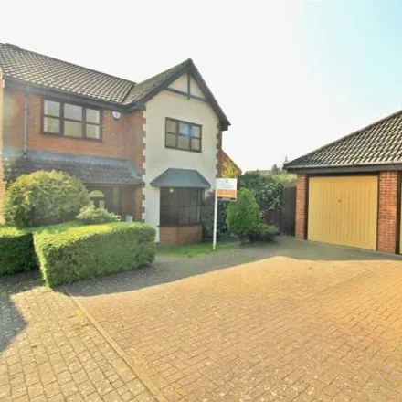 Rent this 4 bed house on Howe Rock Place in Milton Keynes, MK4 3BX