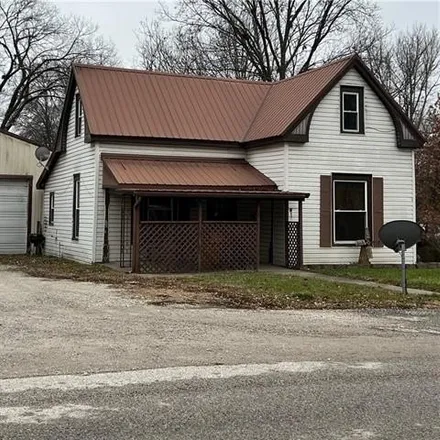 Buy this 2 bed house on 237 Grandview Street in Richmond, MO 64085