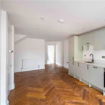 Image 5 - Pisoria properties, 101 Roman Road, London, E2 0QN, United Kingdom - Apartment for sale