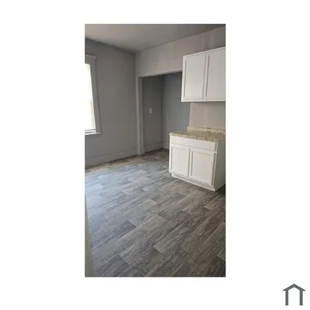 Image 3 - 20 Gerald Street, Highland Park, MI 48203, USA - Apartment for rent