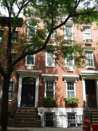Image 5 - 353 W 19th St # 1, New York, 10011 - Townhouse for rent
