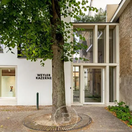 Rent this 2 bed apartment on Weylerkazerne in Achiel Van Ackerplein, 8000 Bruges