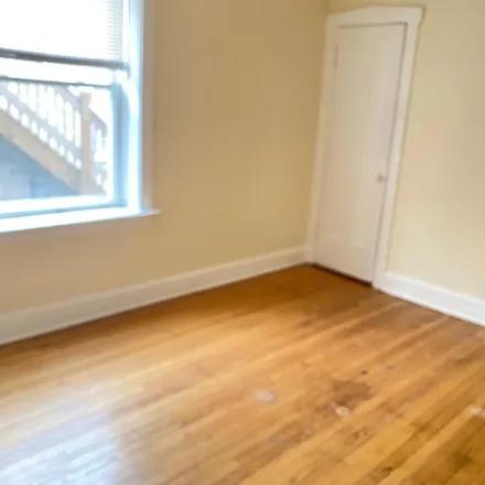 Rent this 2 bed apartment on 1944 West Birchwood Avenue in Chicago, IL 60645