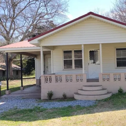 Buy this 2 bed house on 1404 Willett Street in Blue Mountain, Calhoun County