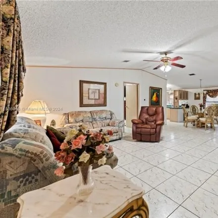 Image 6 - 20 Northwest 218th Lane, Pembroke Pines, FL 33029, USA - Apartment for sale