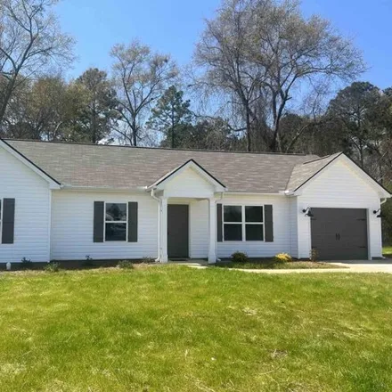 Buy this 3 bed house on Emerald Boulevard in Houston County, GA 31008