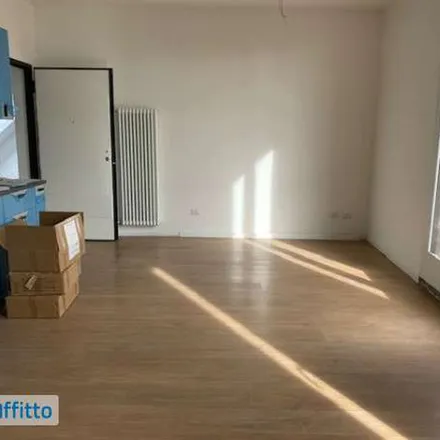 Image 2 - Via Ippodromo, 20151 Milan MI, Italy - Apartment for rent