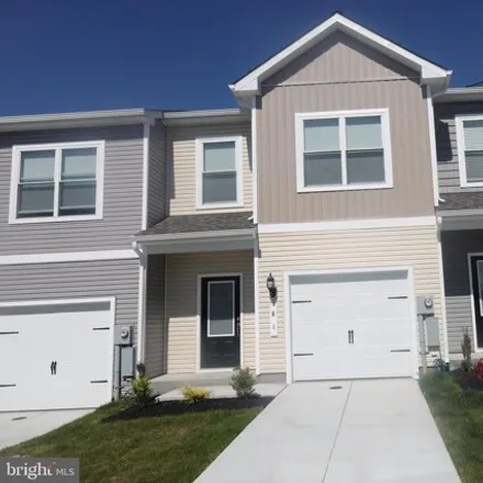 Rent this 3 bed townhouse on unnamed road in Berkeley County, WV 25419